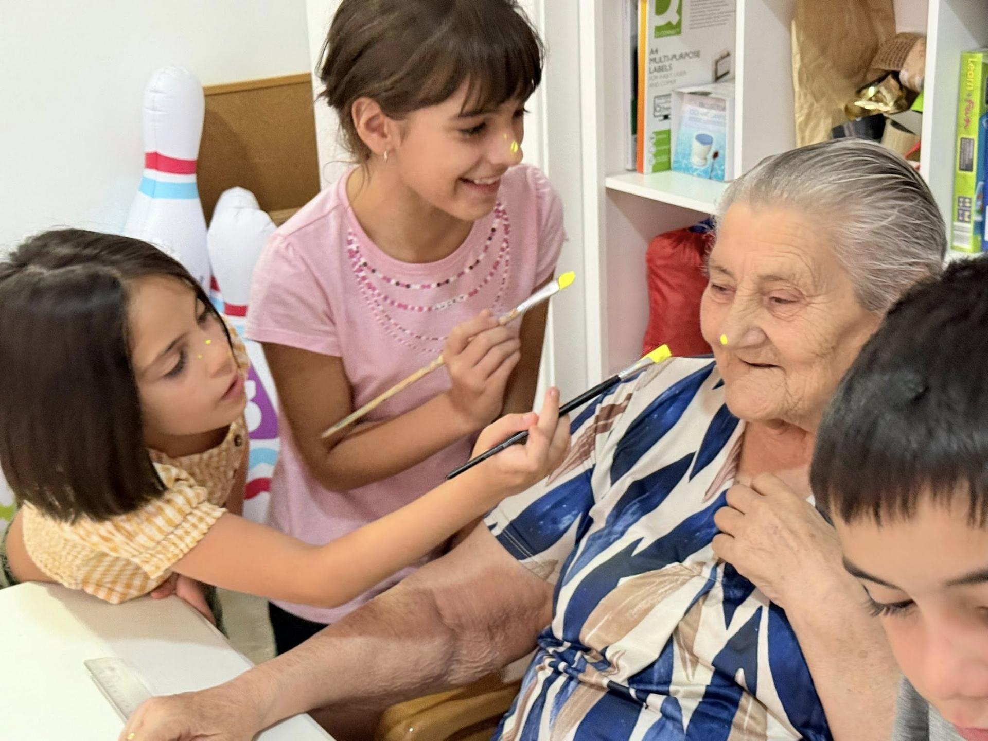 Encuentros Intergeneracionales Residencia Fuente de la Salud